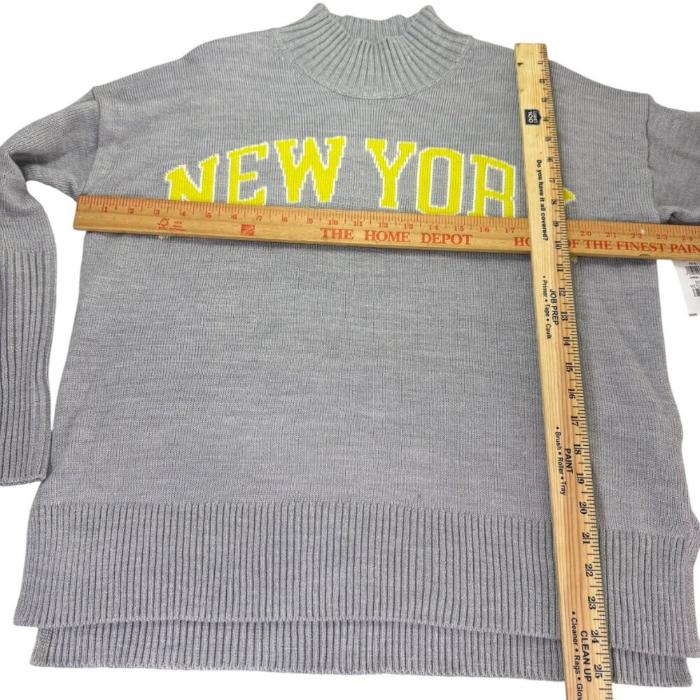 DKNY Jeans “New York” Gray Mock Neck Sweater Women’s Size S NWT | Cozy Pullover - Picture 8 of 8